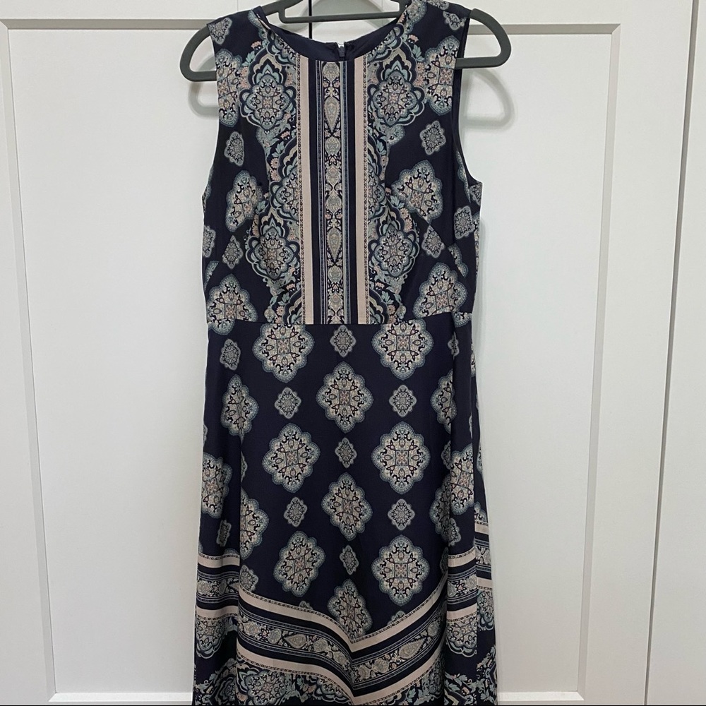 Ann Taylor Size 6 Dress Navy Sleeveless